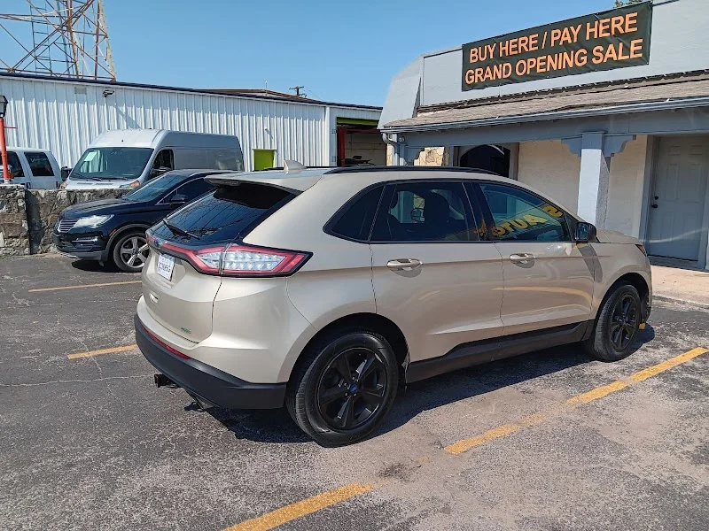 5 Stars Autos buy here pay here dealership in Arlington, TX