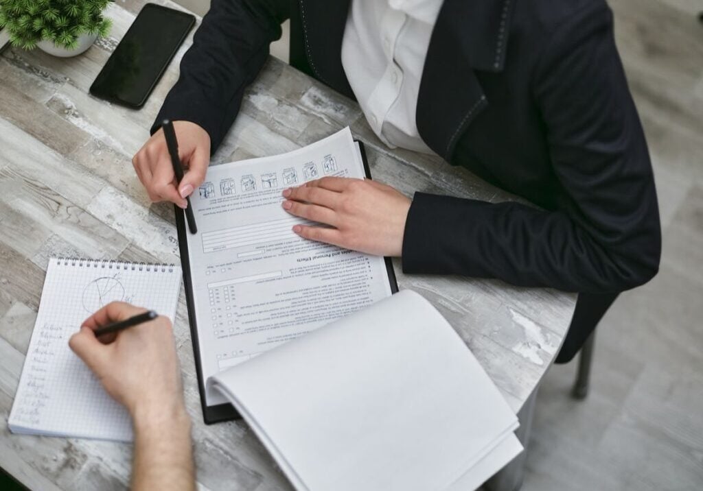 03-buyer-reviewing-numbers.jpg